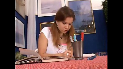 Scene 1 of Incesti Casalinghi | More videos with this attractive woman - likefucker.com