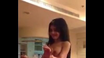 Iraqi girl dances and flaunts her attractive breasts