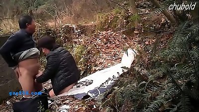 Old man cheats on wife with mature woman in video