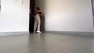 My middle-aged coworker enjoys orgasming in the hotel corridor!